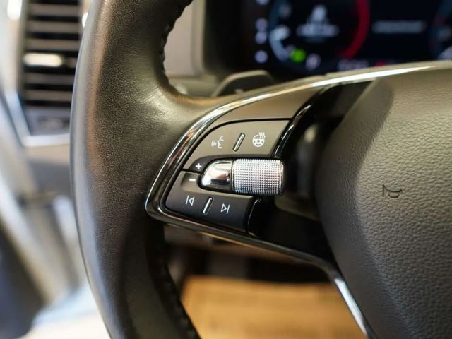 Skoda Karoq 2,0 TDI DSG ''LED*ACC*NAVI*R-KAM*VIRTUAL''