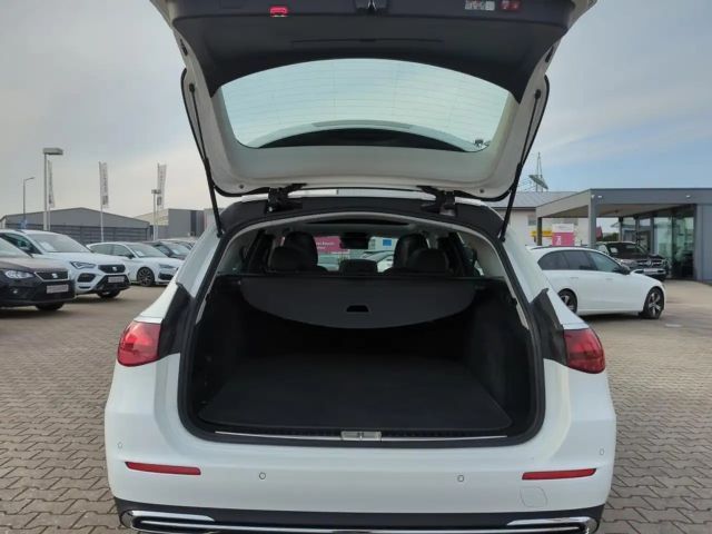 Mercedes-Benz E 200 AVANTGARDE Estate