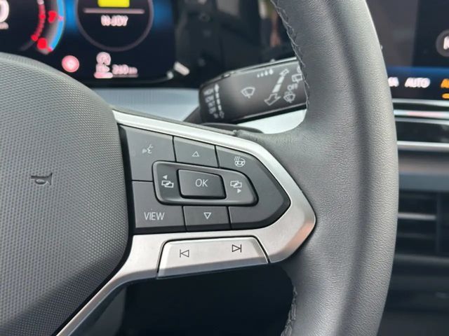 Volkswagen Golf 1.5 eTSI DSG Golf VIII