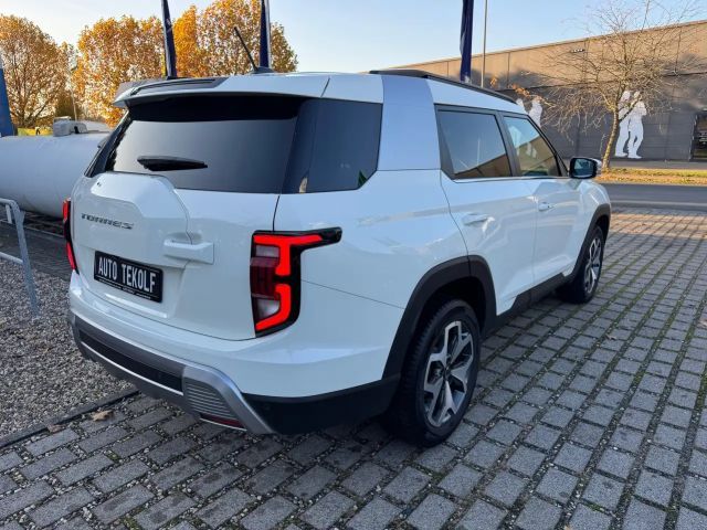 SsangYong Torres 2WD Quartz