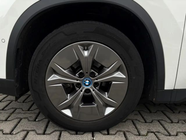 BMW iX1 xDrive