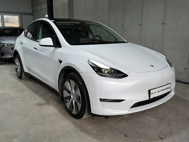 Tesla Model Y AWD Long Range