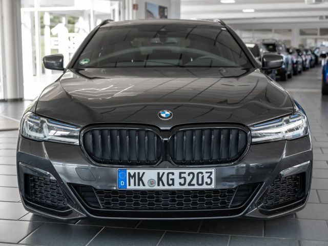 BMW 520 520d M-Sport Touring