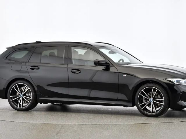 BMW 330 330e xDrive