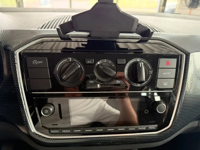 Volkswagen up! Move Move up!