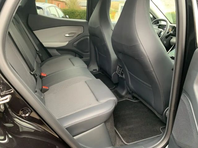 Ford Explorer Extended range RWD