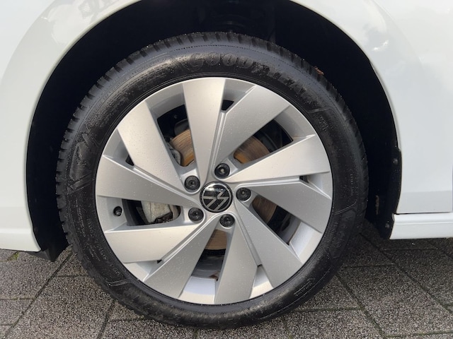 Volkswagen Golf 1.5 TSI Variant