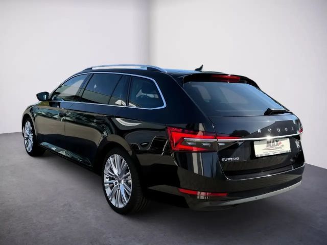 Skoda Superb 2.0 TDI Combi Style Style