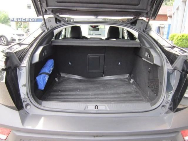 Peugeot 408 130 Allure Pack EAT8 PureTech