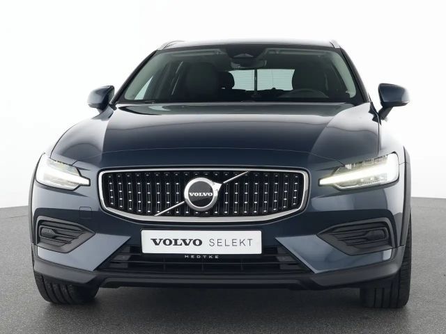 Volvo V60 AWD Plus