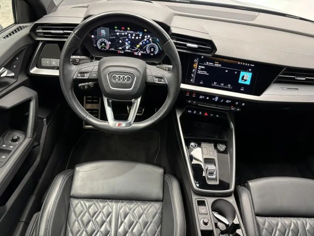 Audi A3 35 TFSI S-Line Sedan Sportback