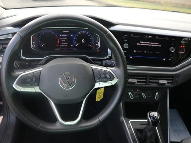 Volkswagen Polo 1.0 TSI IQ.Drive Style