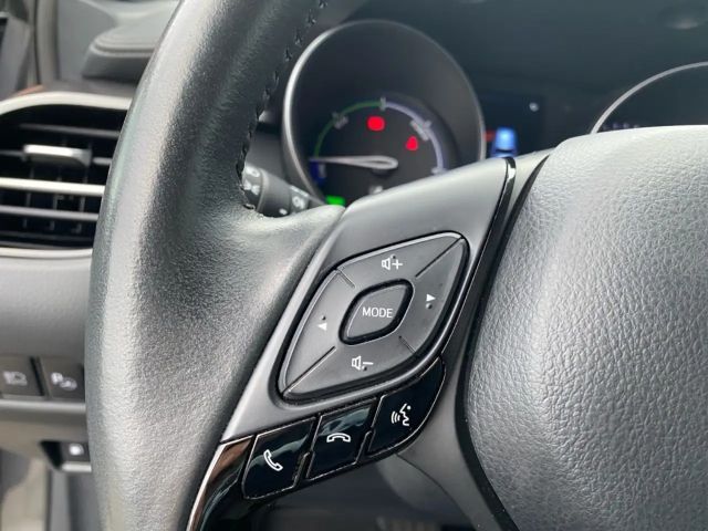 Toyota C-HR Hybride Team D