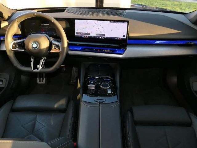 BMW i5 M-Sport Sedan eDrive40