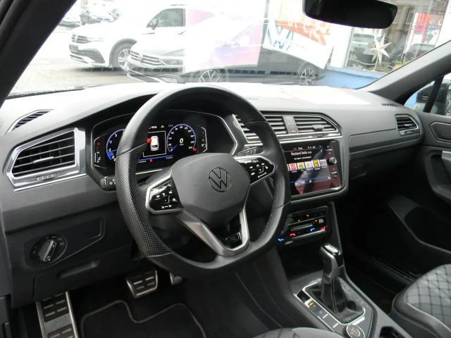Volkswagen Tiguan DSG R-Line Style