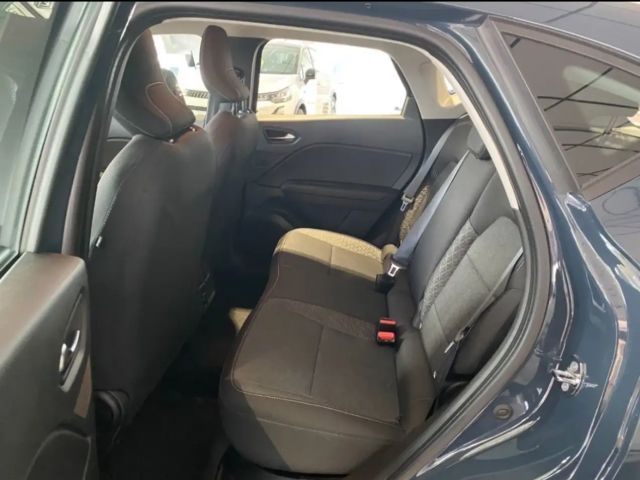 Renault Captur Business Line E-Tech