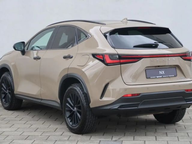 Lexus NX E-FOUR Overtrail