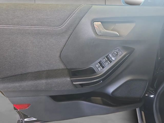 Ford Puma EcoBoost Titanium