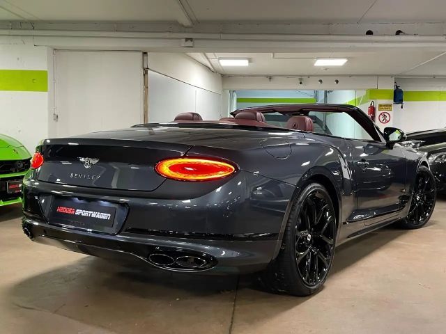 Bentley Continental GTC V8