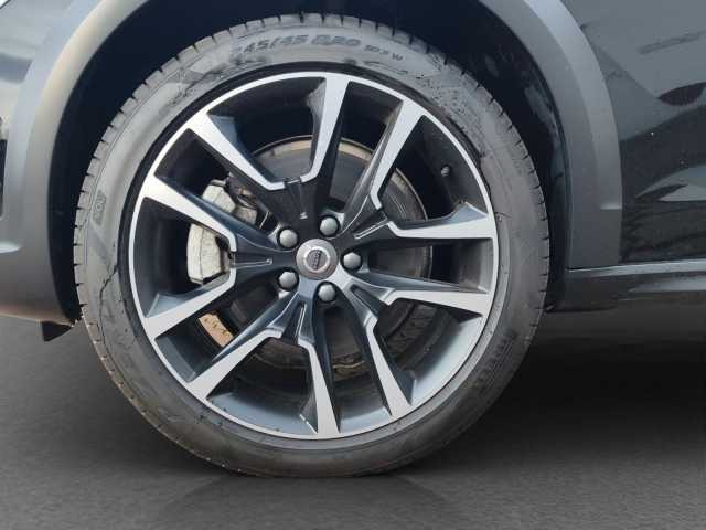 Volvo V90 Cross Country AWD Plus