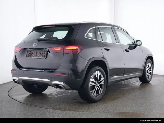 Mercedes-Benz GLA 200 Progressive