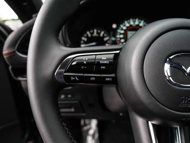 Mazda 3 2.5L SkyActiv e-Skyactiv