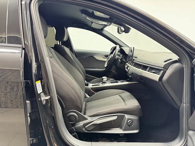 Audi A4 40 TDI Quattro S-Line S-Tronic Sedan