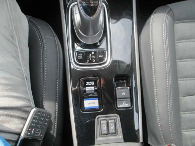 Mitsubishi Outlander PHEV