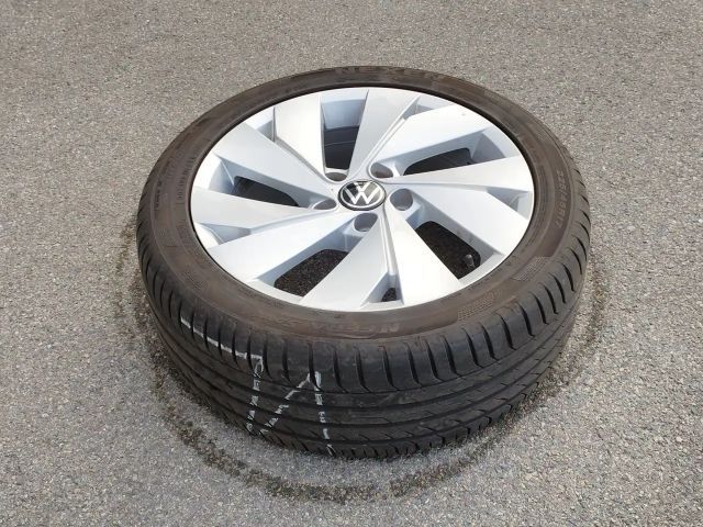 Volkswagen Golf Rabbit TSI