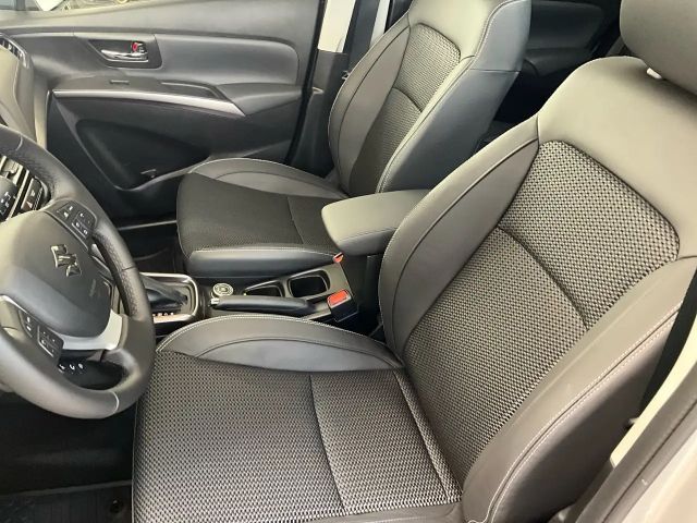 Suzuki S-Cross AllGrip Flash