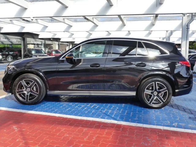 Mercedes-Benz GLC 220 4MATIC AMG Line GLC 220 d