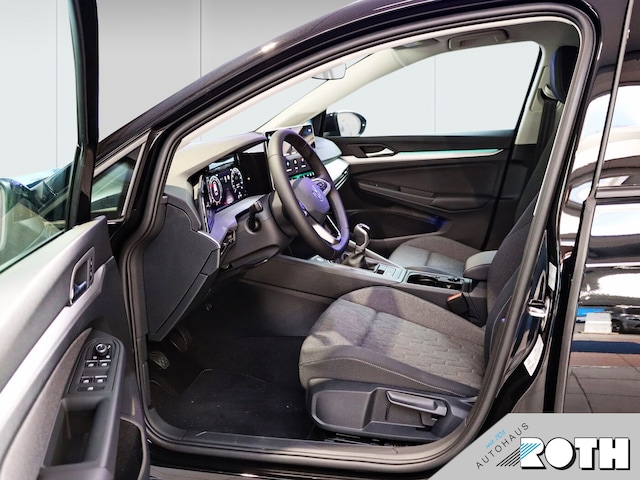 Volkswagen Golf Life Variant