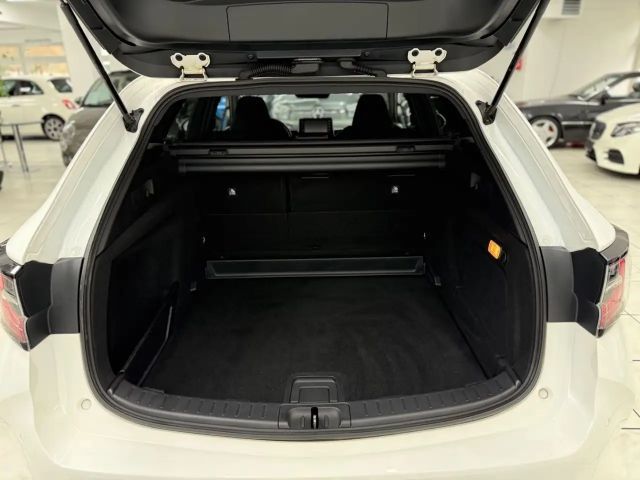 Toyota Corolla Hybride Team D