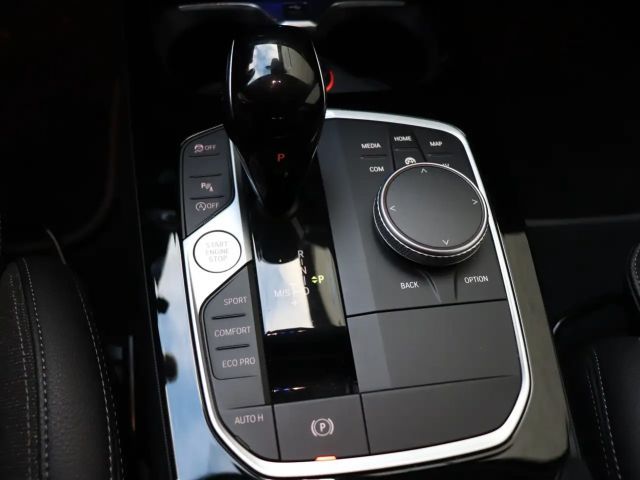 BMW 120 120i Sedan Sport Line