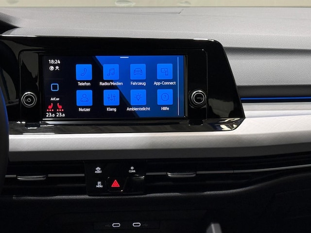 Volkswagen Golf 1.0 TSI Life Variant