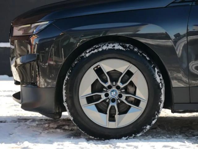 BMW iX xDrive40