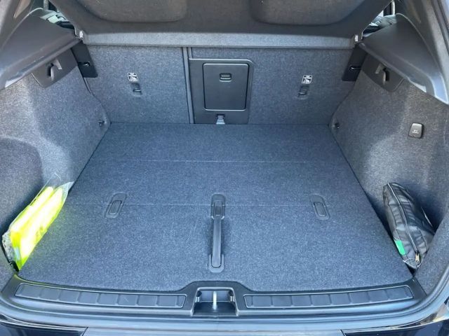 Volvo XC40 Dark Plus