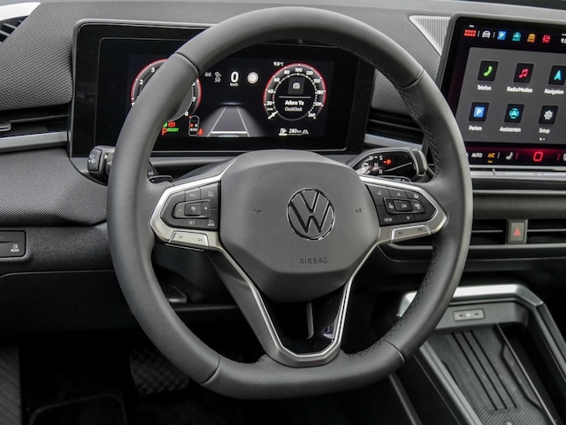 Volkswagen T-Roc 1.5 eTSI DSG R-Line