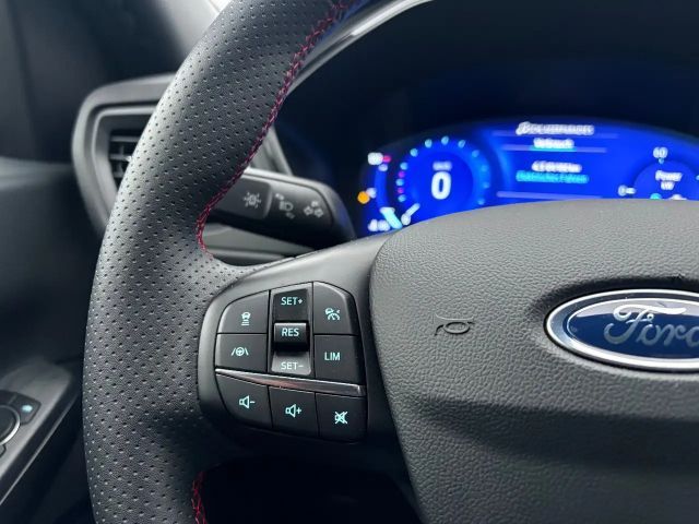 Ford Kuga Plug in Hybrid ST Line X