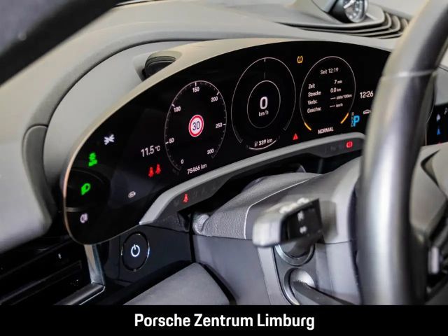 Porsche Taycan 4 Cross Turismo