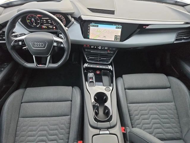 Audi RS e-tron GT KAM/HUD/2xPDC/MATRIX/NAVI/SHZ