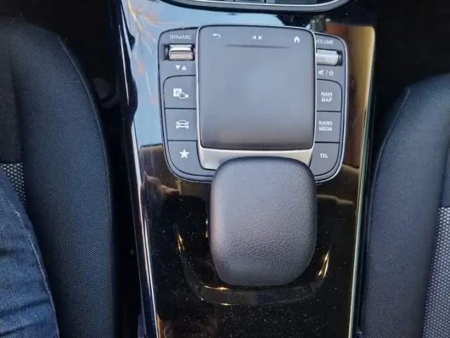 Mercedes-Benz A 250 A 250 e Business Line