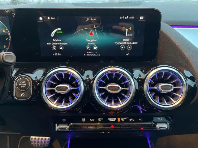 Mercedes-Benz GLA 200 AMG Line