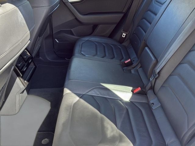 Volkswagen Touareg 3.0 V6 TSI R-Line