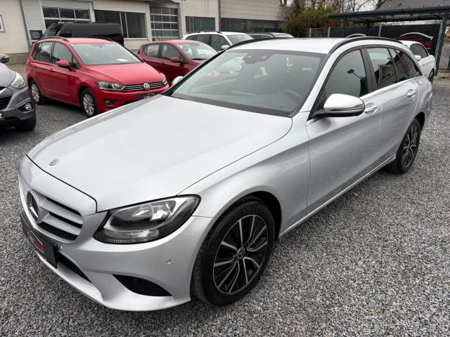 Mercedes-Benz C 220 4MATIC C 220 d Estate