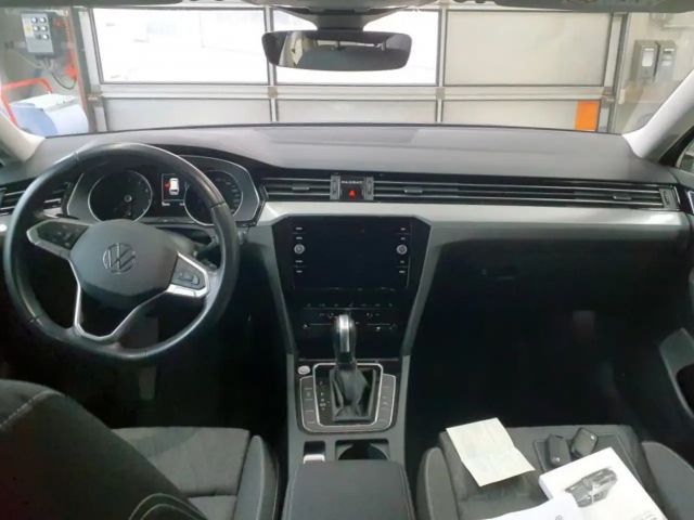 Volkswagen Passat 1.5 TSI Business DSG