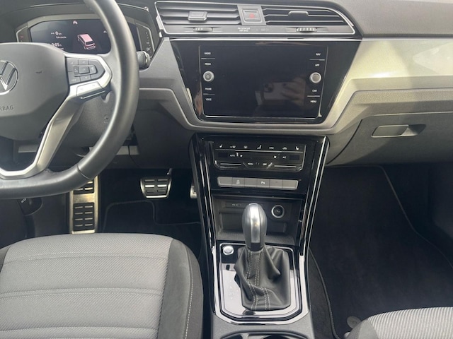 Volkswagen Touran 1.5 TSI DSG R-Line