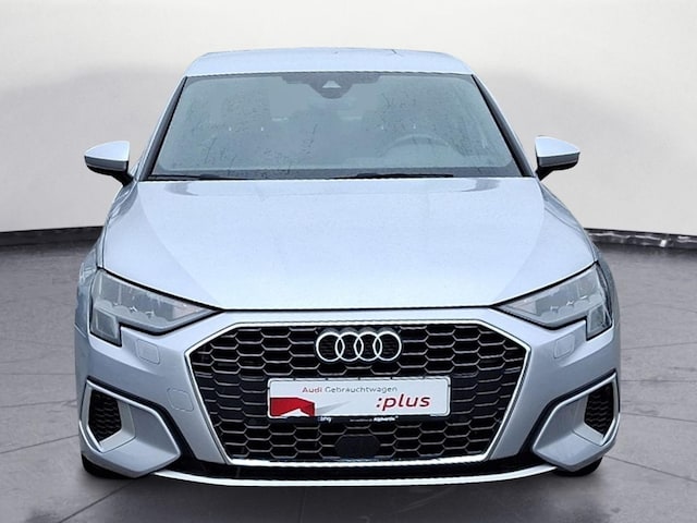 Audi A3 30 TFSI S-Tronic Sedan