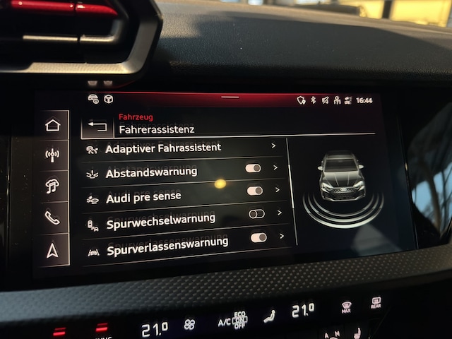 Audi RS3 Quattro S-Tronic Sedan