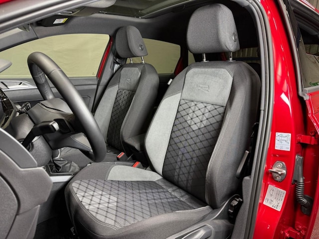 Volkswagen Polo 1.0 TSI DSG R-Line